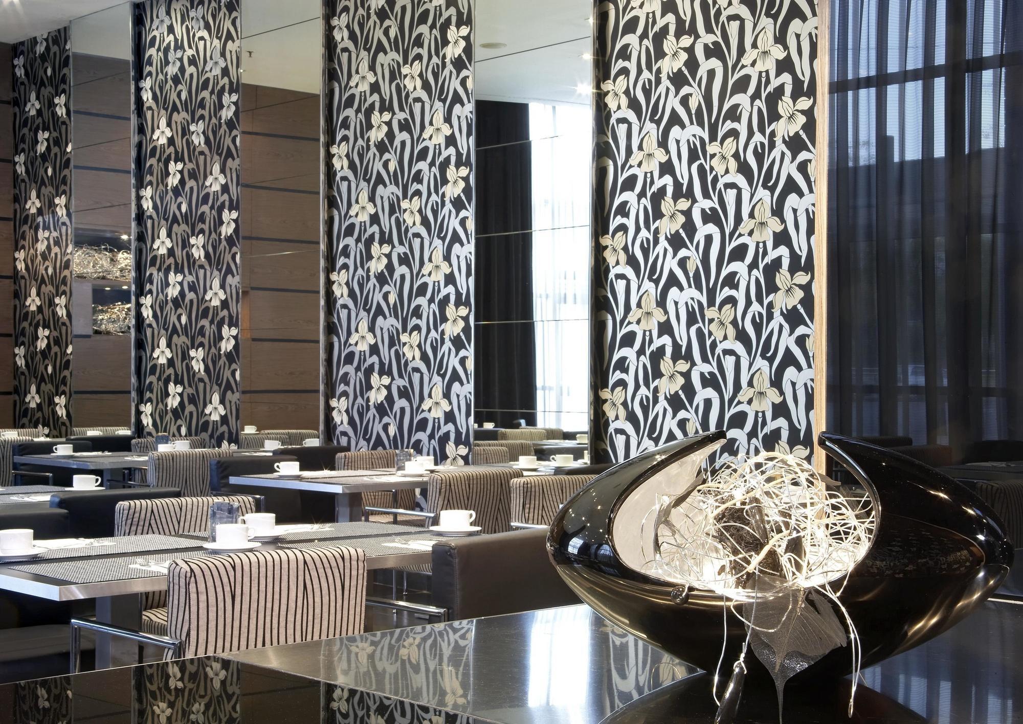 Ac Som By Marriott Hotel L'Hospitalet de Llobregat