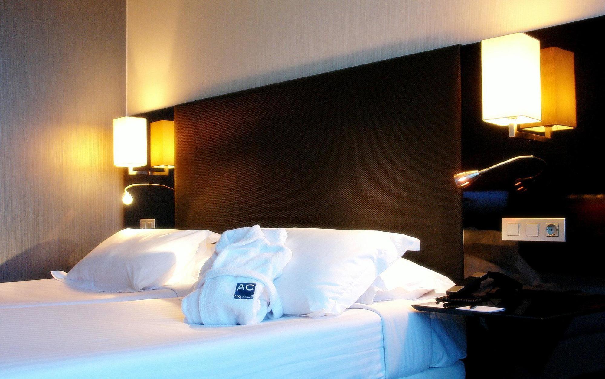Hotel Ac Som By Marriott